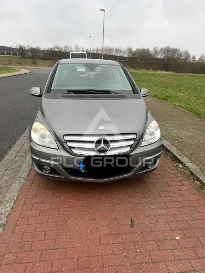 2010 Mercedes Benz B 200