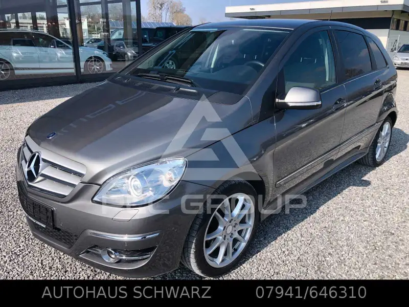 2010 Mercedes Benz B 200