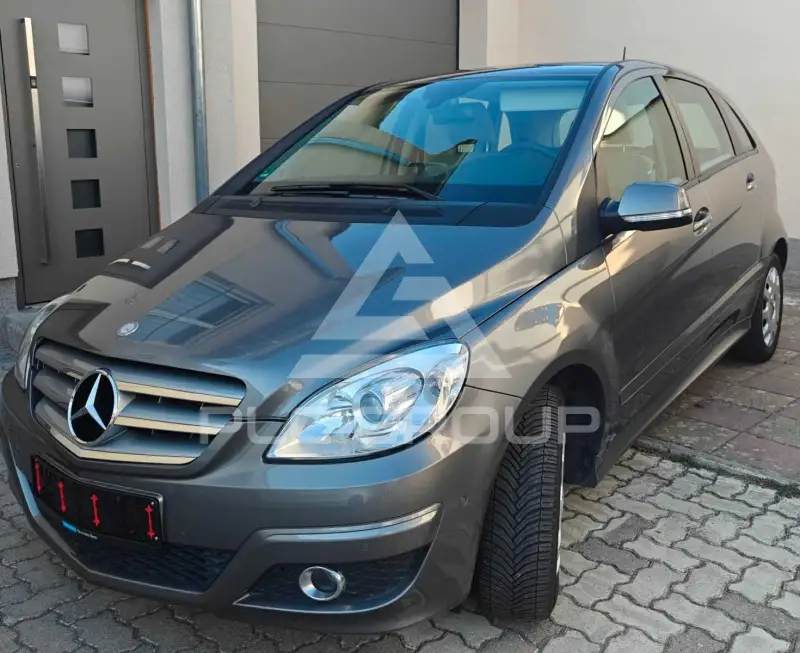 2010 Mercedes Benz B 200