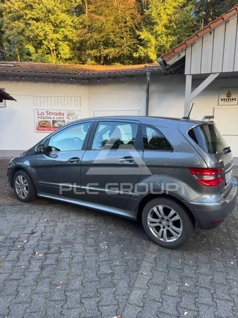 2010 Mercedes Benz B 200