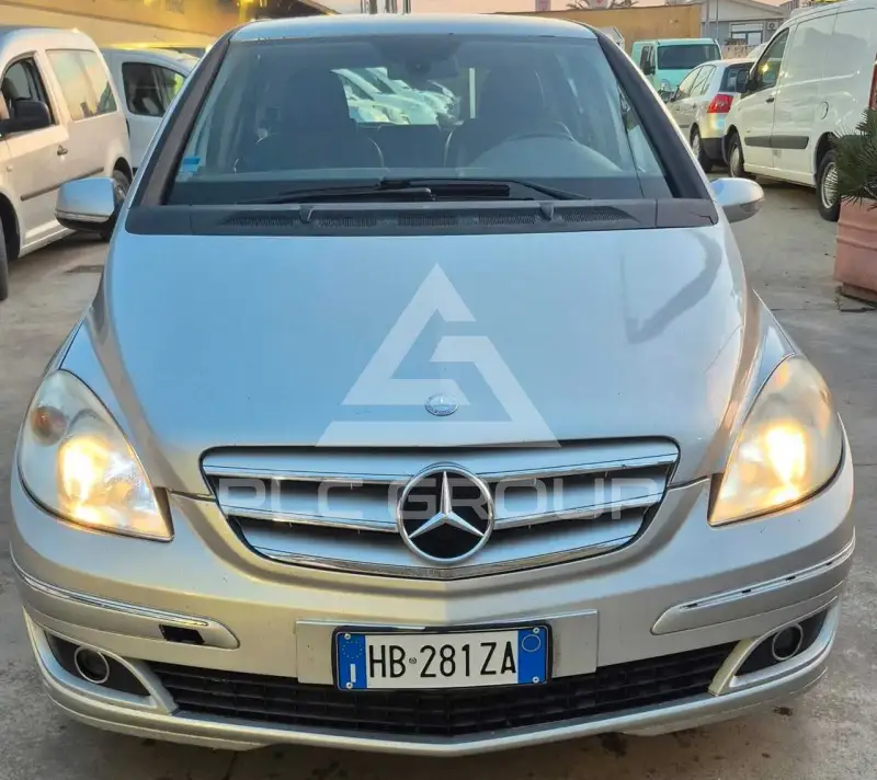 2010 Mercedes Benz B 200