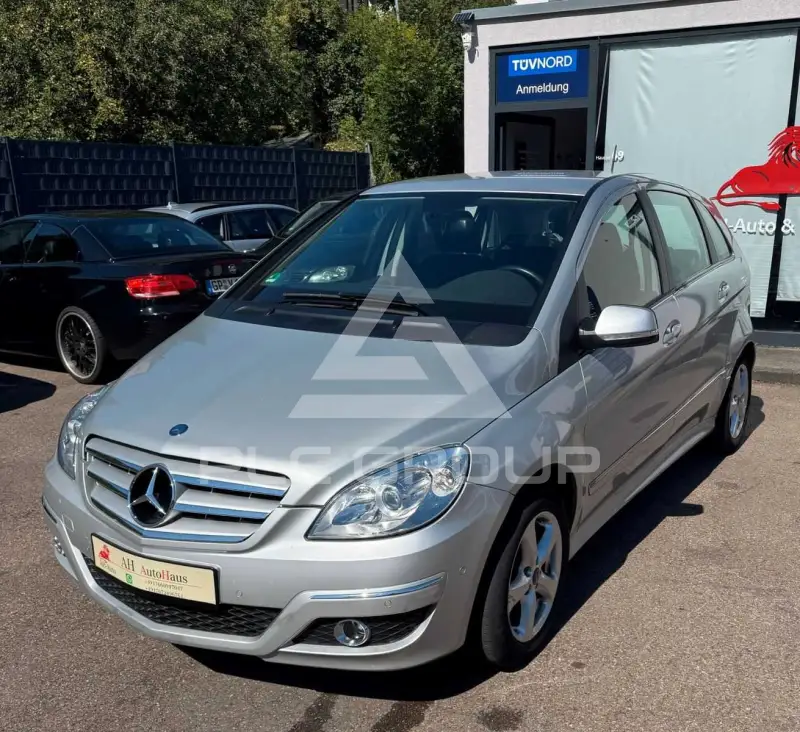 2010 Mercedes Benz B 200