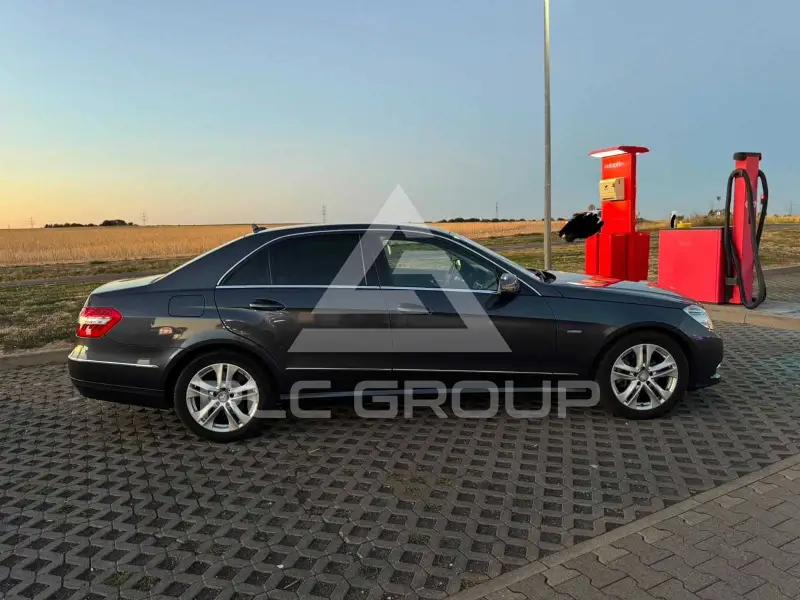 2010 Mercedes Benz 200