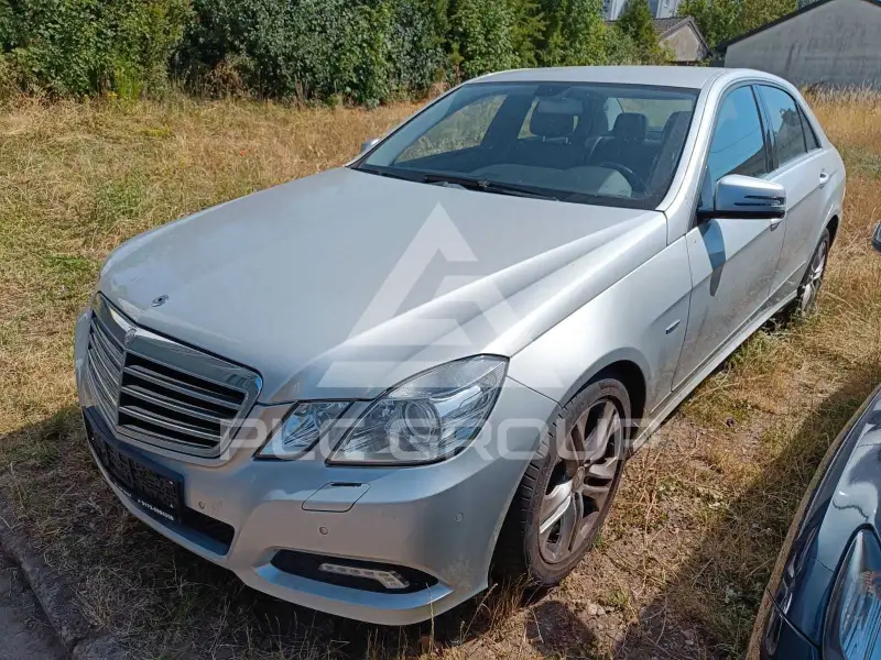 2010 Mercedes Benz E 250