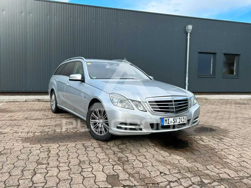 2010 Mercedes Benz E 250