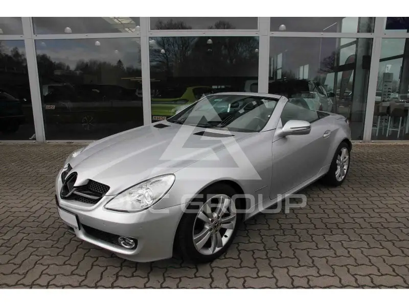 2010 Mercedes Benz SLK 200