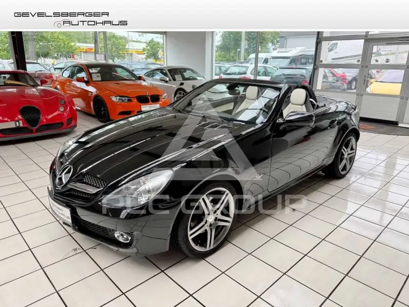 2010 Mercedes Benz SLK 200