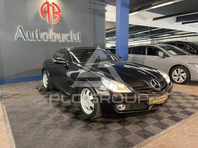 2010 Mercedes Benz SLK 200