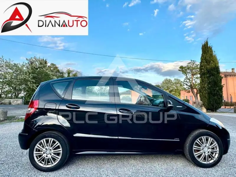 2010 Mercedes Benz A 180