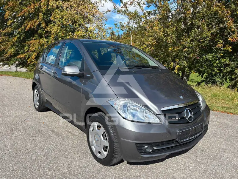 2010 Mercedes Benz A 180