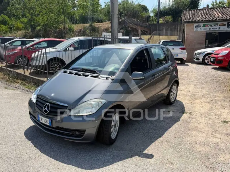 2010 Mercedes Benz A 180