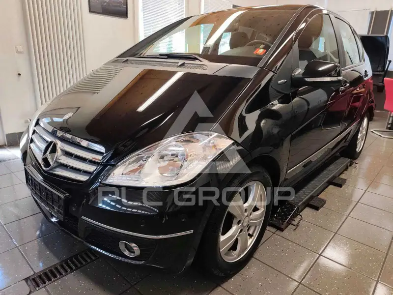 2010 Mercedes Benz A 180