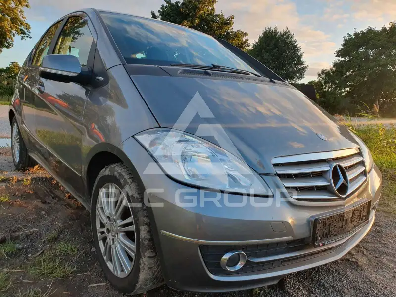 2010 Mercedes Benz A 180