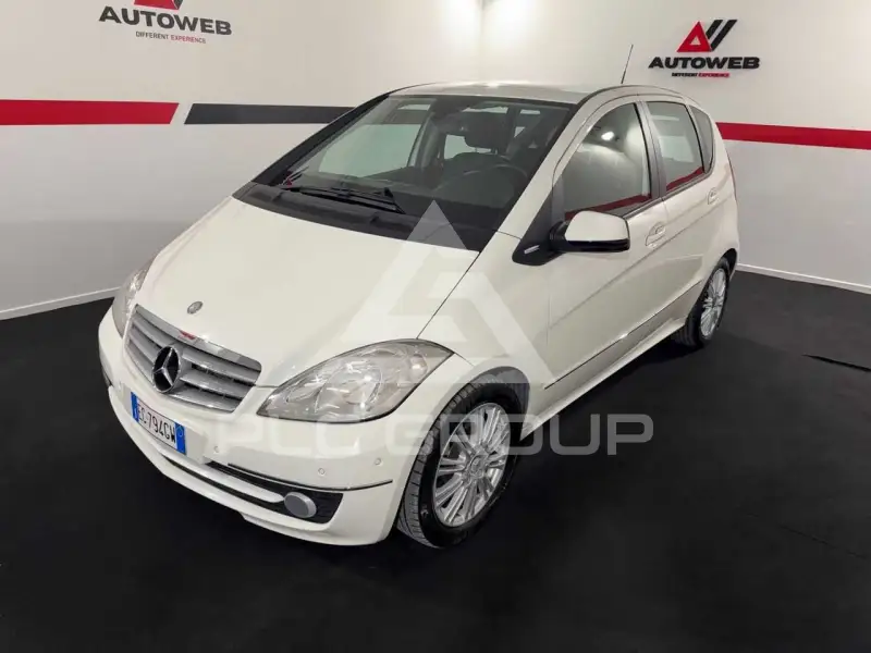 2010 Mercedes Benz A 180