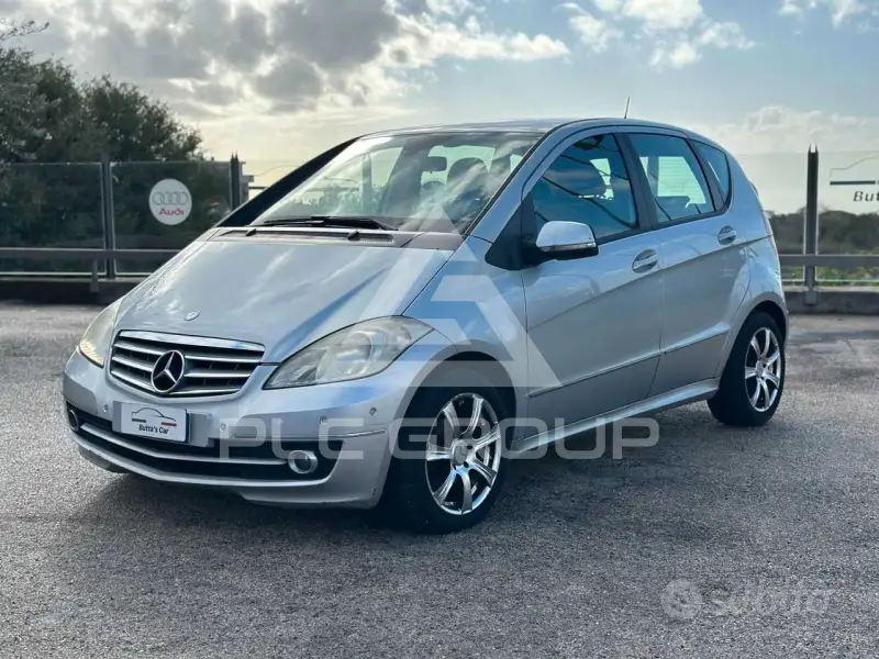 2010 Mercedes Benz A 180