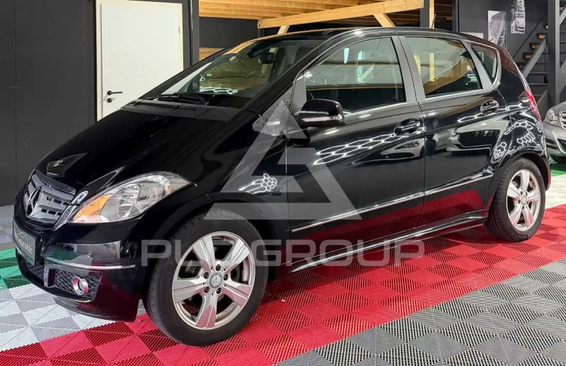 2010 Mercedes Benz A 180
