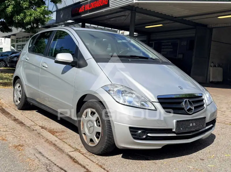 2010 Mercedes Benz A 180