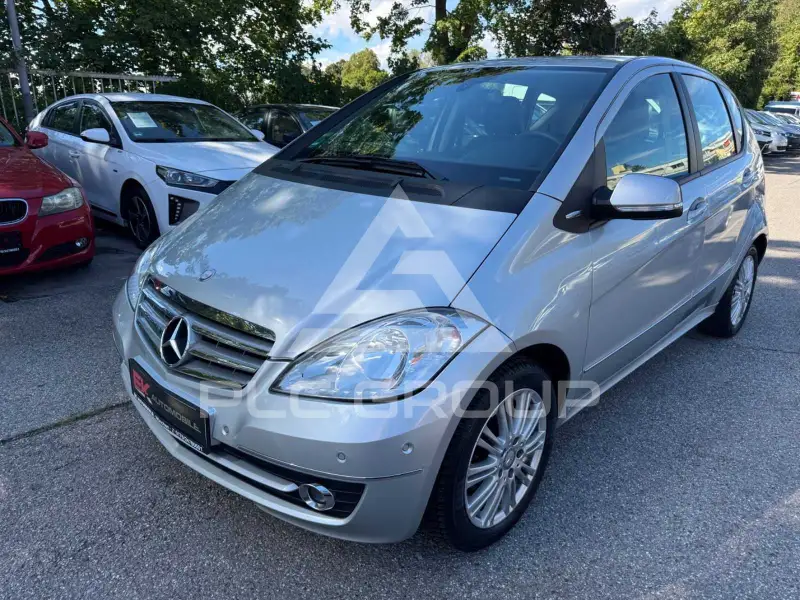2010 Mercedes Benz A 180