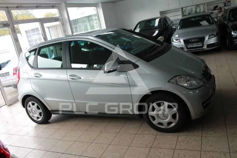 2010 Mercedes Benz A 180