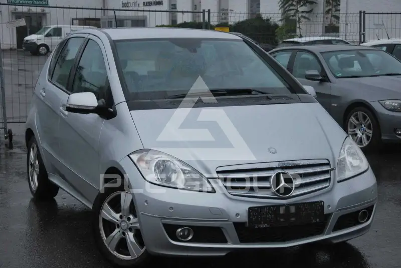 2010 Mercedes Benz A 180