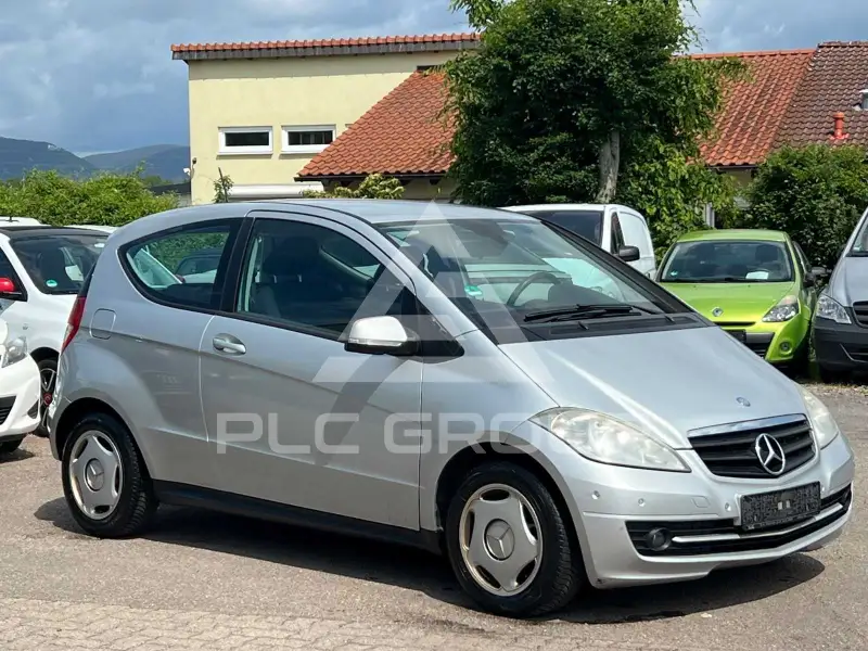 2010 Mercedes Benz A 180