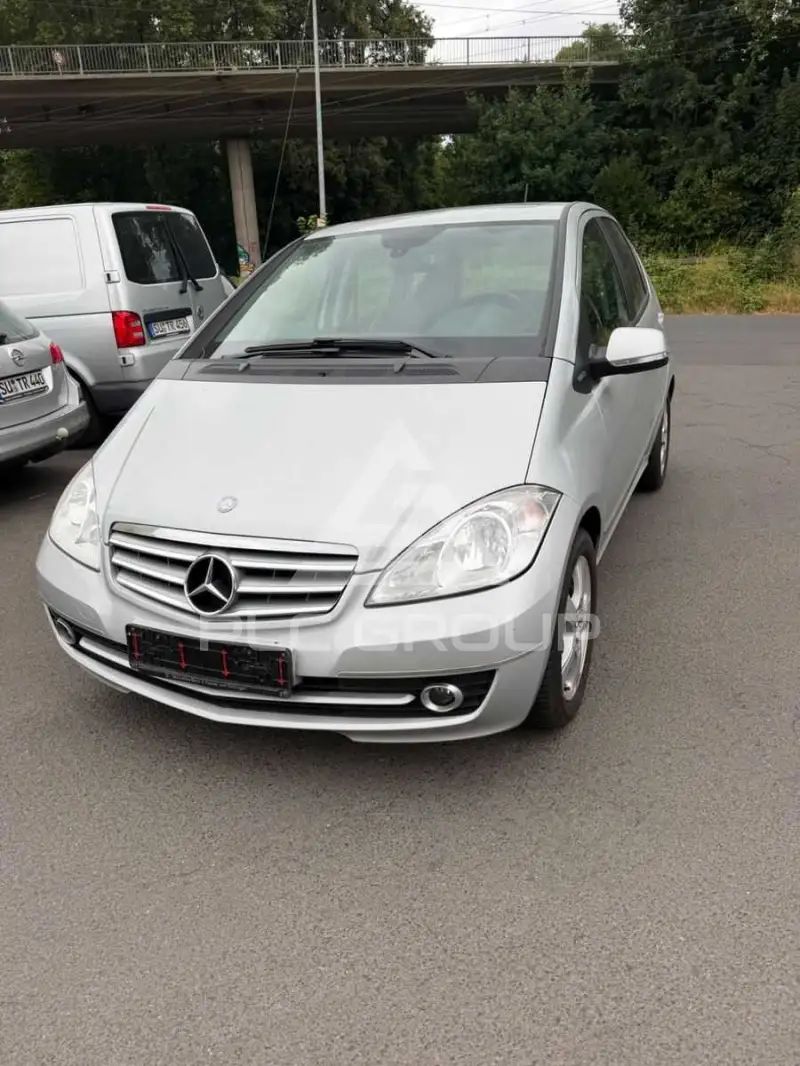 2010 Mercedes Benz A 180