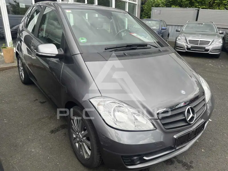 2010 Mercedes Benz A 180