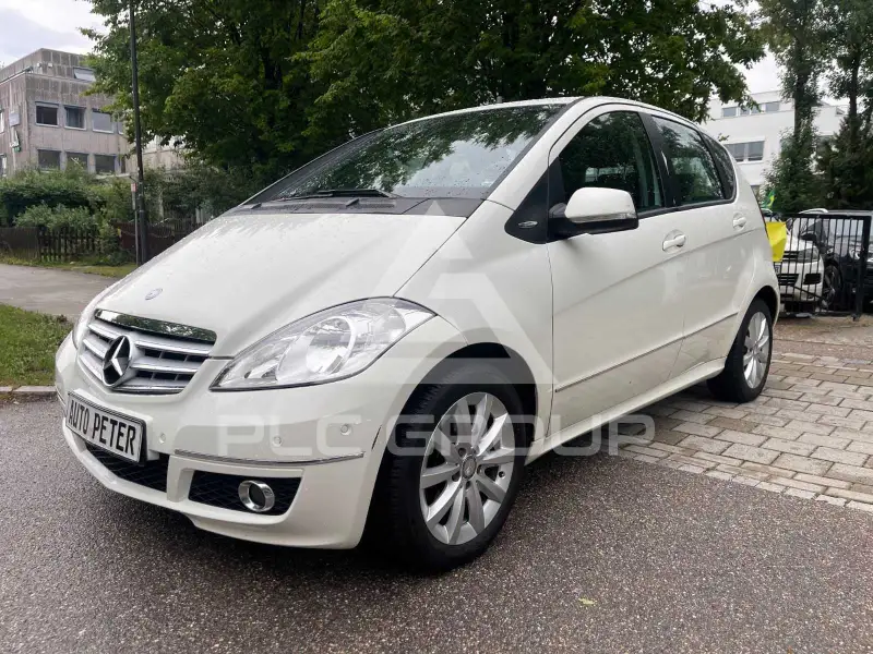 2010 Mercedes Benz A 180