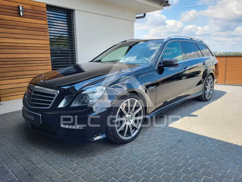 2010 Mercedes Benz E 63 AMG