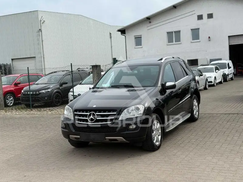 2010 Mercedes Benz ML 350