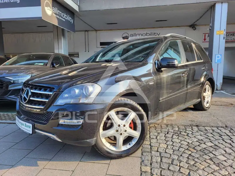 2010 Mercedes Benz ML 350