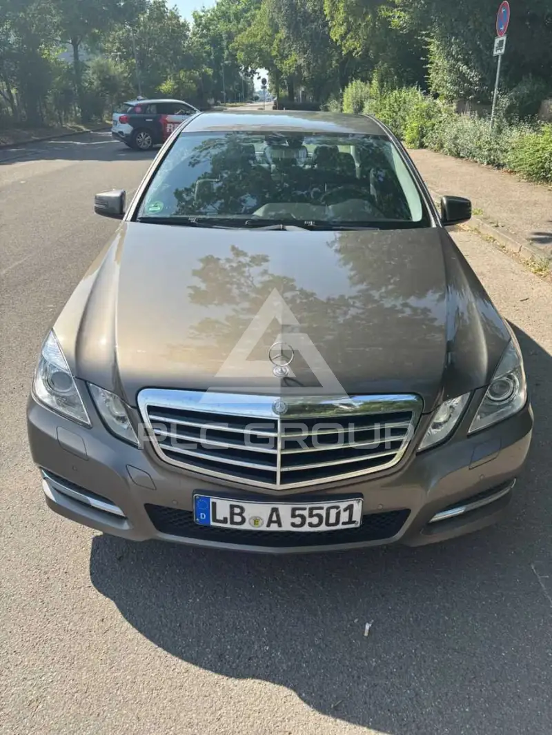 2010 Mercedes Benz E 300
