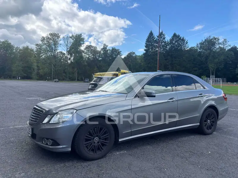 2010 Mercedes Benz E 300