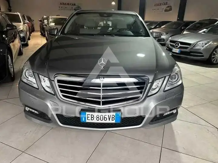 2010 Mercedes Benz E 500