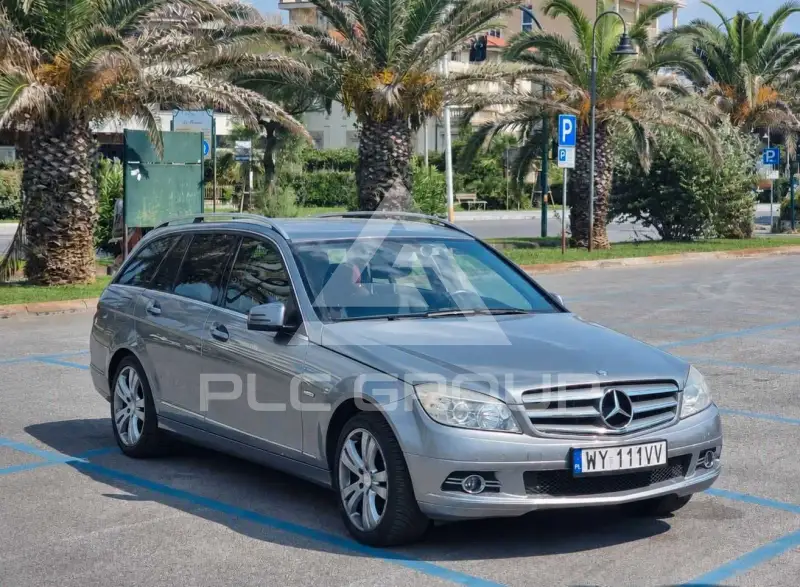 2010 Mercedes Benz 220