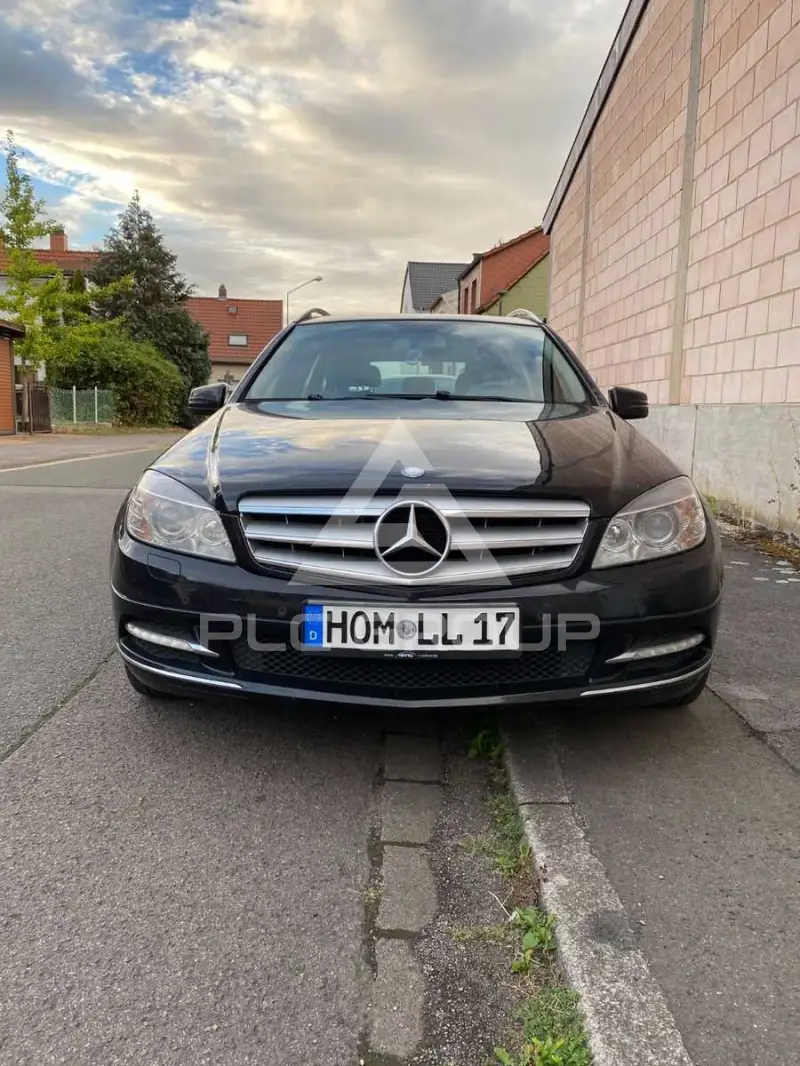 2010 Mercedes Benz 220