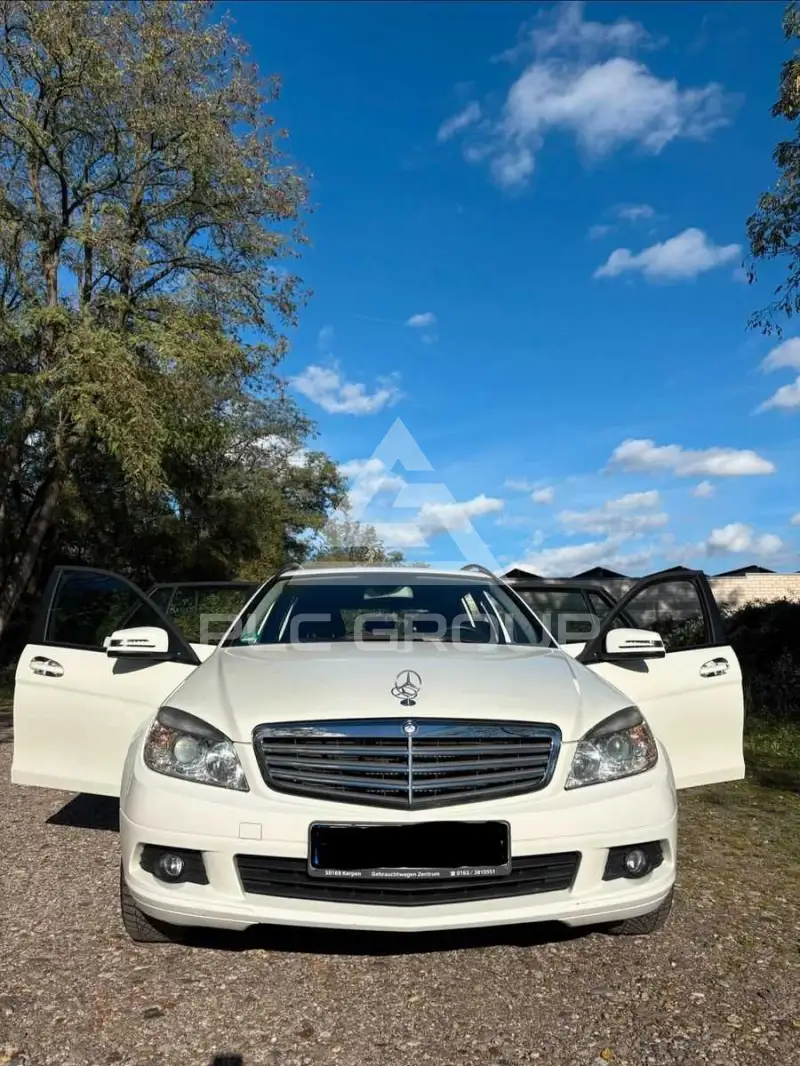 2010 Mercedes Benz 220