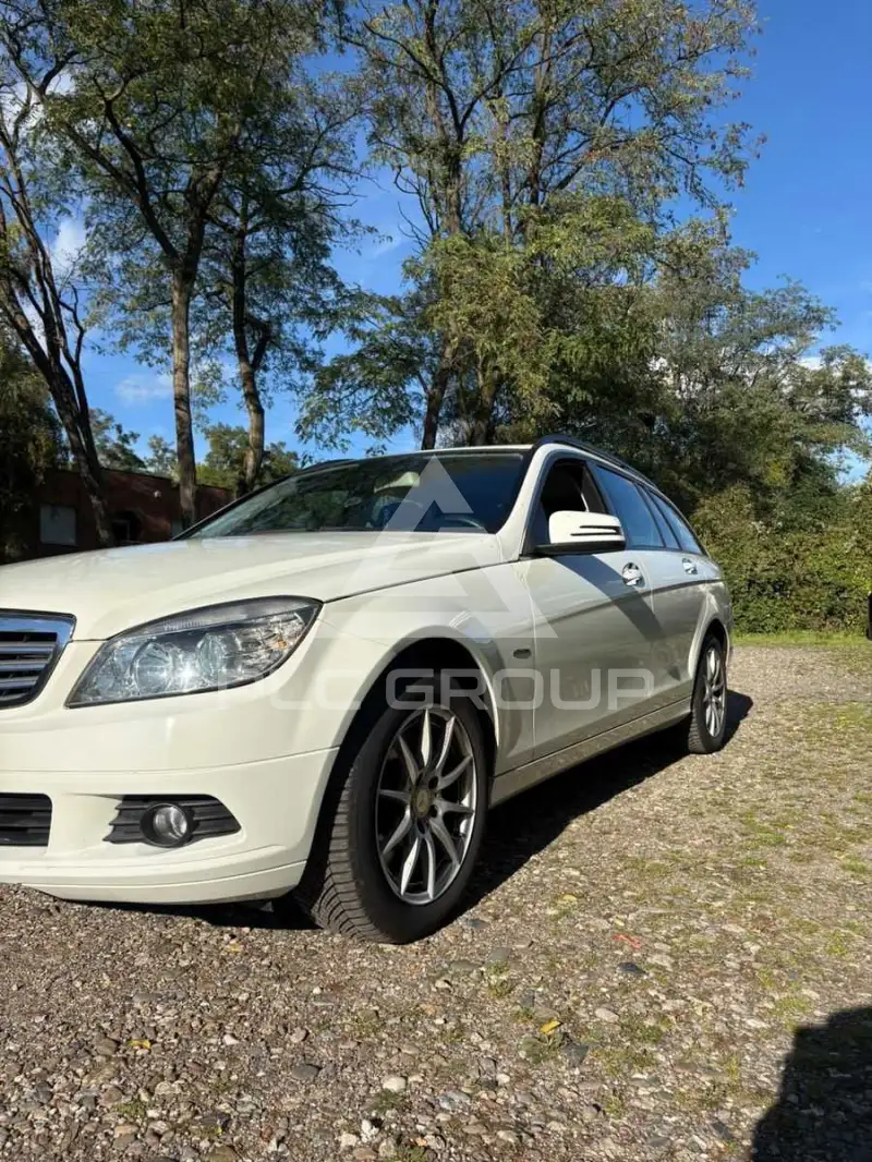 2010 Mercedes Benz C 220