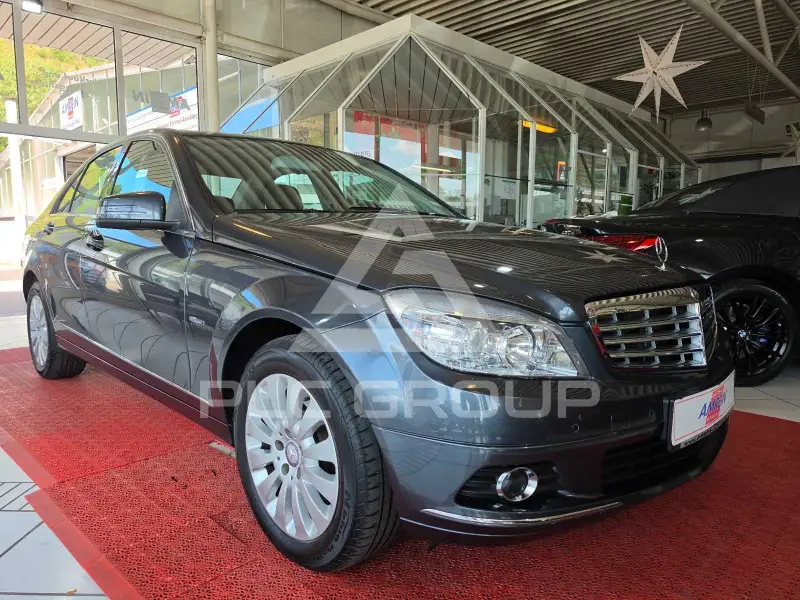 2010 Mercedes Benz C 220