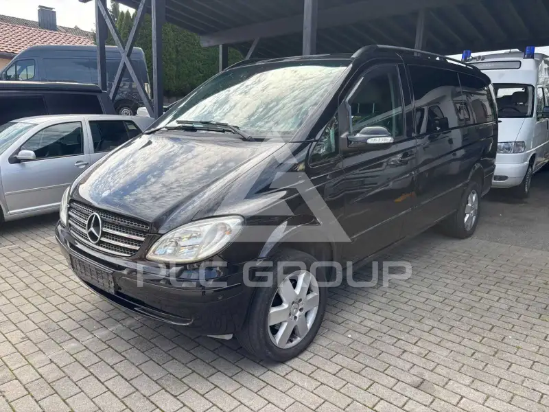 2010 Mercedes Benz Viano