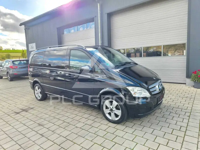 2010 Mercedes Benz Viano