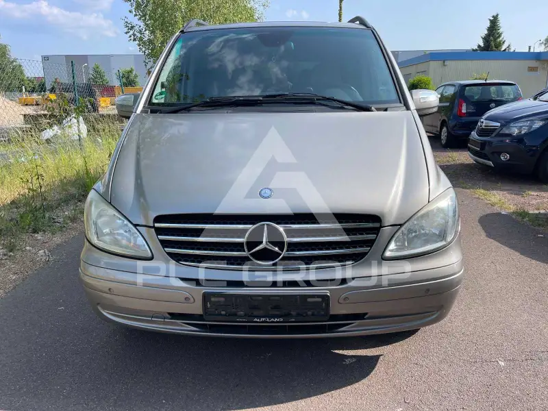 2010 Mercedes Benz Viano