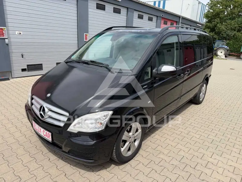 2010 Mercedes Benz Viano