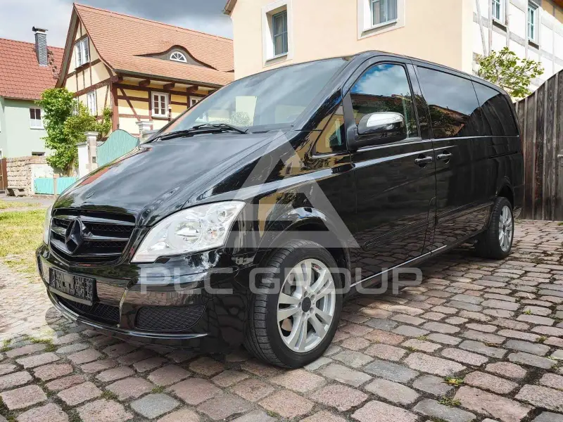 2010 Mercedes Benz Viano