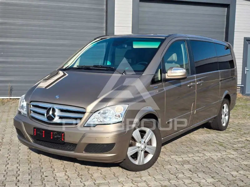 2010 Mercedes Benz Viano