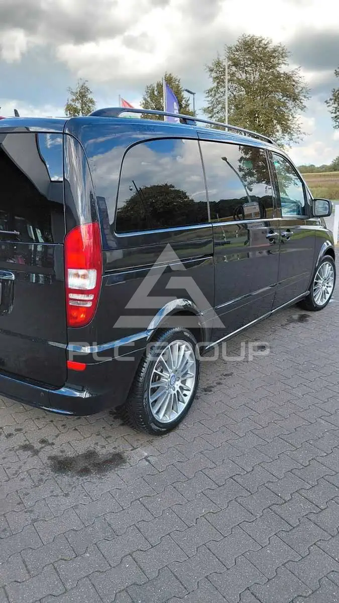 2010 Mercedes Benz Viano