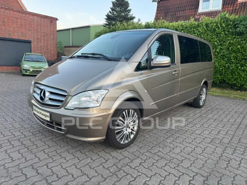 2010 Mercedes Benz Viano