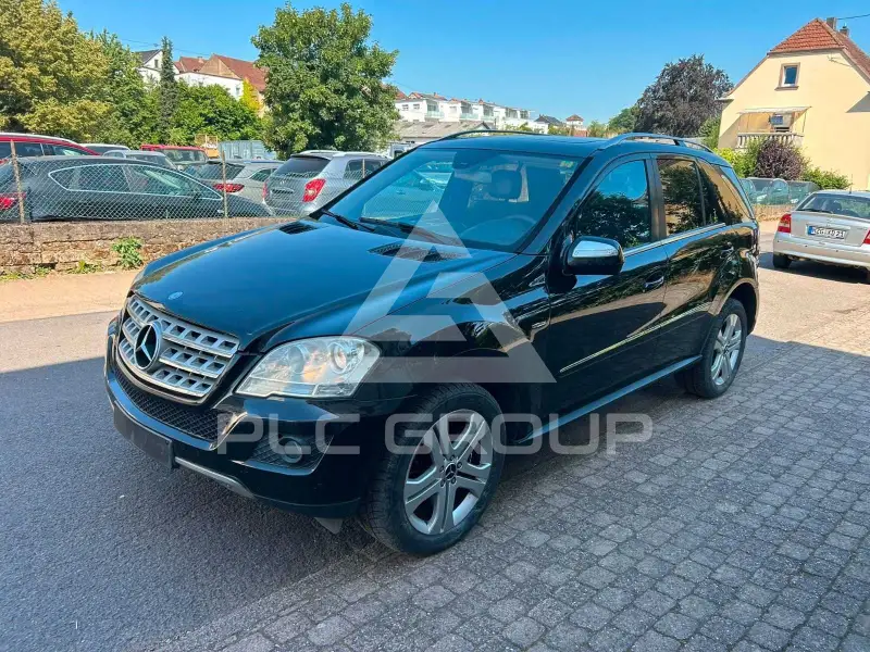 2010 Mercedes Benz ML 300