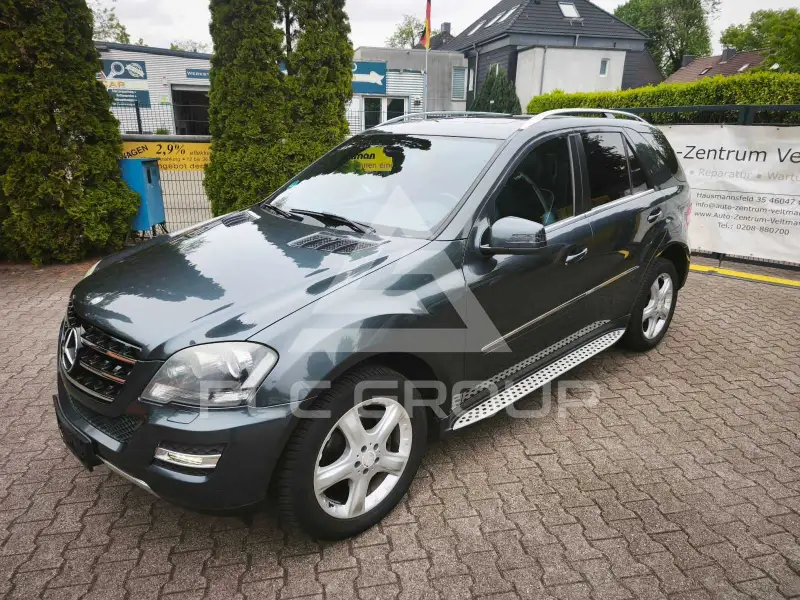 2010 Mercedes Benz ML 300