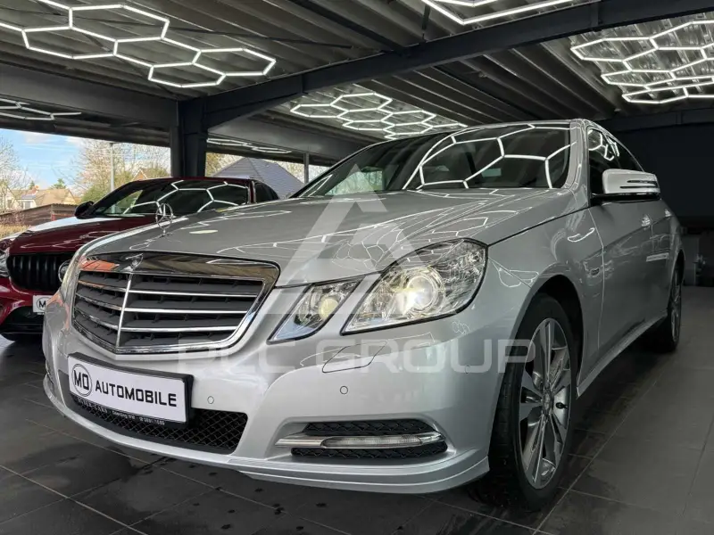 2010 Mercedes Benz E 200